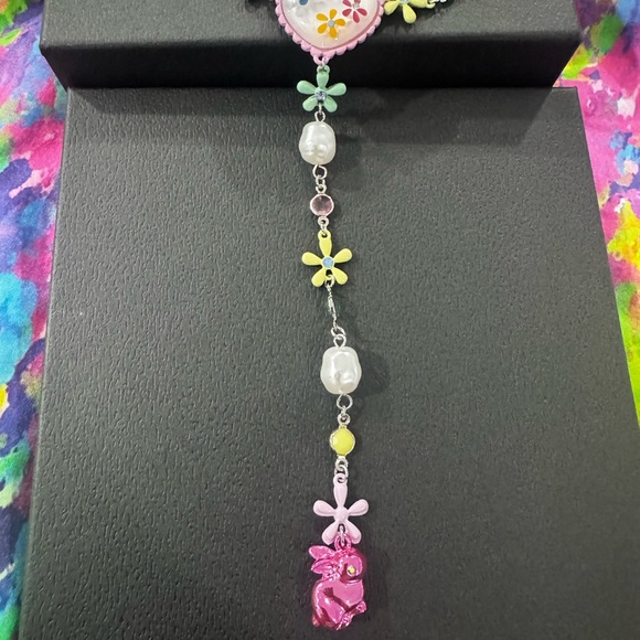 Floral Heart Pendant Necklace - Picture 5 of 6